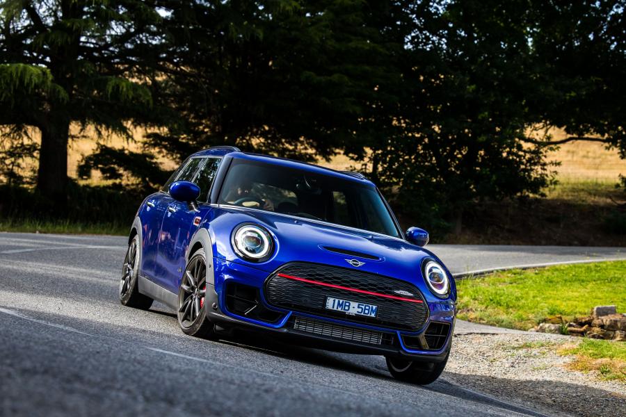  Mini John Cooper Works Clubman (F54) 2019 года  (AU) (фото 1 из 38)